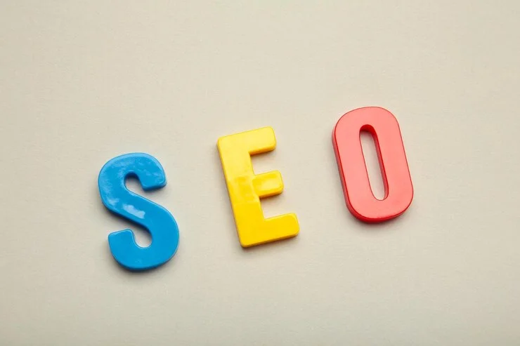 خدمات سئوی سایت شرکت فناوران آدریُن داده پرداز